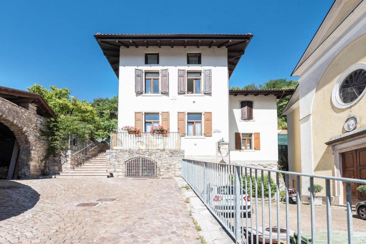Appartamento Ania Vista Castello Tenno Exteriör bild