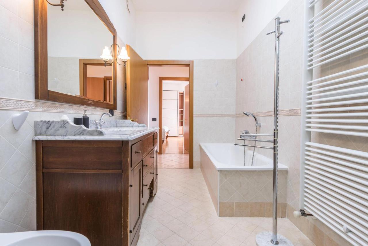 Appartamento Ania Vista Castello Tenno Exteriör bild
